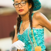 Carnaval de Guyane. Parade de Kourou 2017. Deguisement. Touloulou. Masques. Costumes. Marionnettes. Diables rouges. Noir marron. Neg marron. Balayeuses.